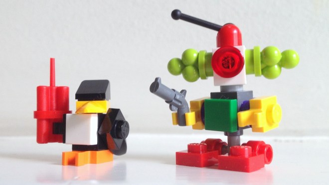 Batman, Robin, Beast Boy, Starfire, The Penguin, The Joker, Poison Ivy, Harley Quinn, LEGO, minifigs, minifigures,